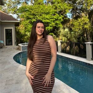 Meet your Posher, Coral